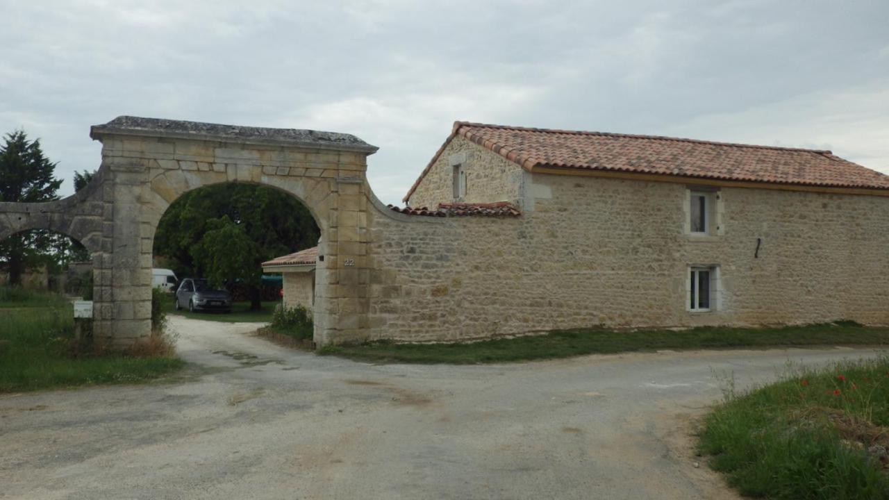 Bed and Breakfast Le Logis Du Bouil Champagne  Экстерьер фото